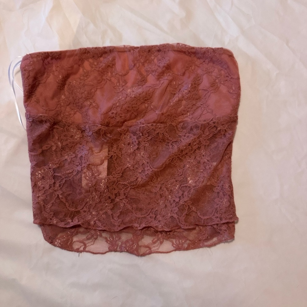 Kimchi Blue UO Lace Tube Top in Dusty Pink